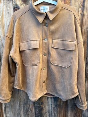 Vigoss Women's Tan Suede Snap-Front Utility Jacket NWOT/Never Worn
